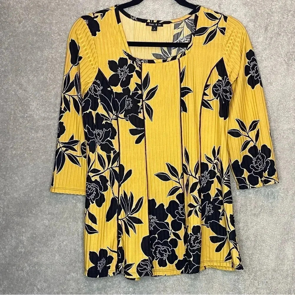 SAMI & Jo‎ S Small Top Shirt Yellow Floral 3/4 Sleeve Square Neck Stretch P21